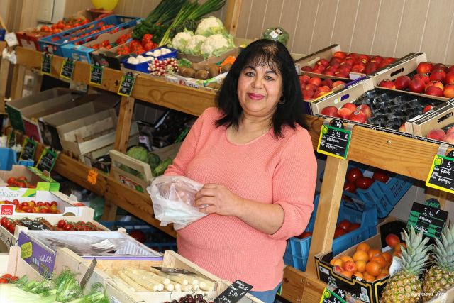 La commerçante du mois_Fatima AMROUNE, gérante magasin fruits et légumes ...